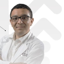 Dr. Ricardo Suárez Solís