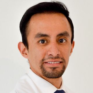 Dr. Manuel Morales Cuevas