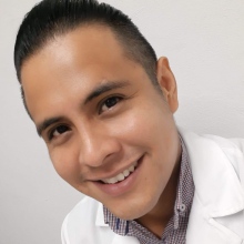Dr. Rubén Mendoza