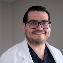 Dr. Daniel Fuentes