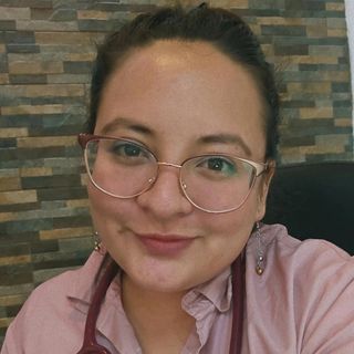 Dr. Jaqueline López González