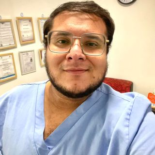 Dr. Gerardo Martín Castellot