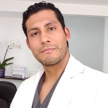 Dr. Cristóbal Ramos Córdova