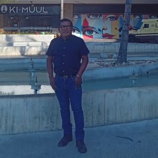 Dr. Gabriel Adin Muñoz Perez