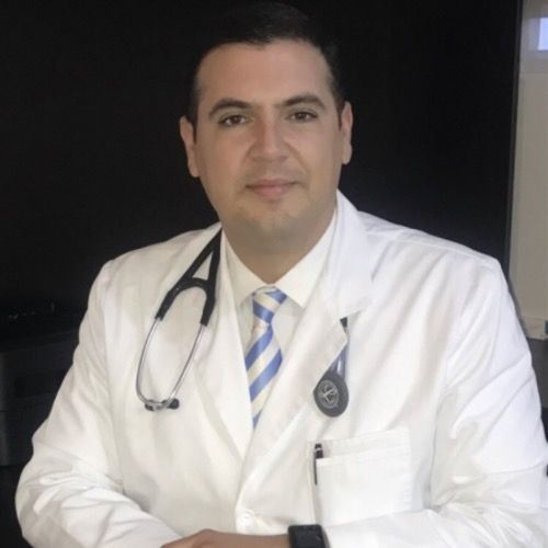 Dr. Hugo Molina