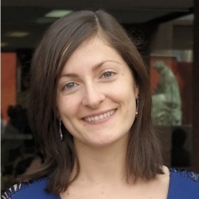 Dr. Almudena Laris González