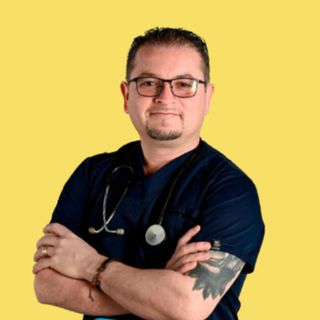 Dr. César Avila Santos