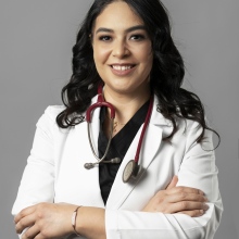 Dr. Carla Betsabe Valencia Garcia