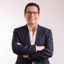 Dr. Federico Guzman Loya