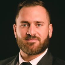 Dr. Roy Arturo Reyes Conn