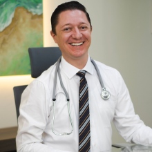 Dr. Juan Heberto Silveyra Delhumeau