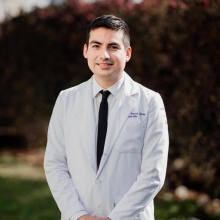 Dr. Gabriel Flores López