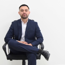 Dr. Jorge Armendariz