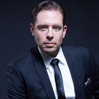 Dr. Ernesto Estrada Chavira