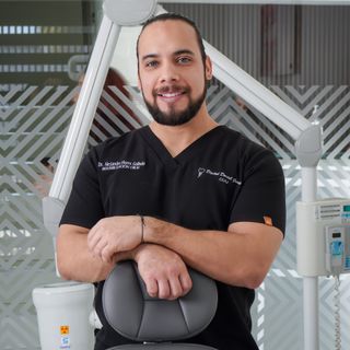 Dr. Arturo Alejandro Flores Galindo