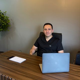 Dr. Hector Elias Barragan Castrejón