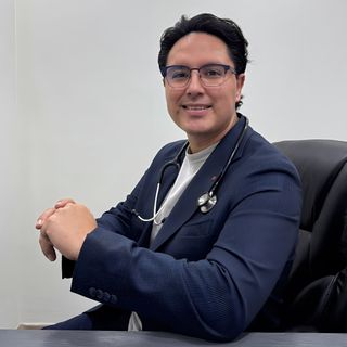 Dr. Carlos Eduardo Alvarez Ponce