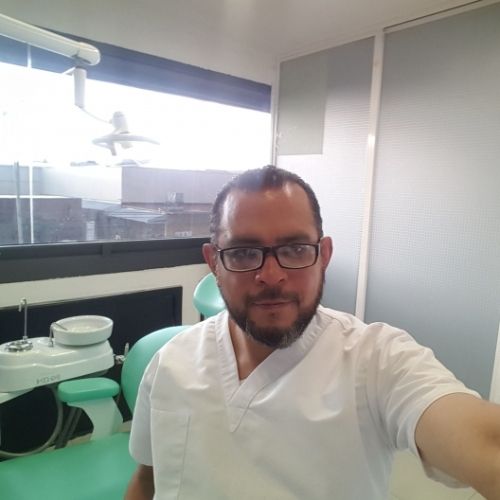 Dr. Miguel Adrián González Bravo