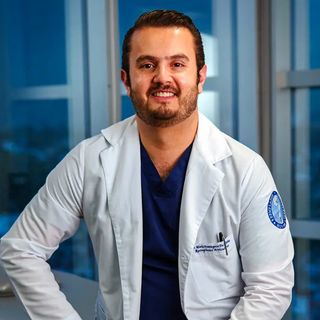 Dr. Mario Domínguez de la Peña