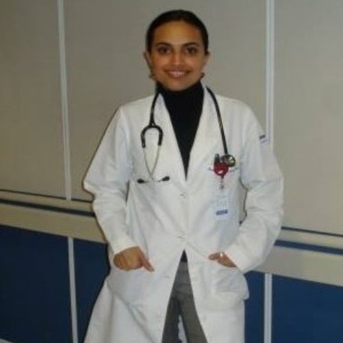 Dr. Lucía Hernández