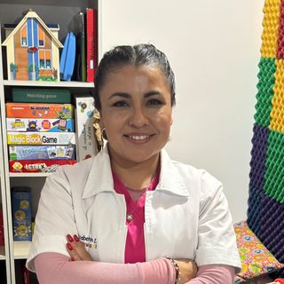 Dr. Elizabeth Mirón Esparza