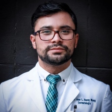 Dr. Juan Luis Bueno Wong