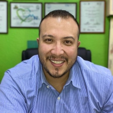 Dr. Victor Manuel Elizarraraz Castañeda