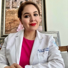 Dr. María Esther Sandoval Sandoval