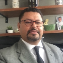 Dr. Luis Eduardo Ruíz Cuéllar