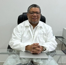 Dr. Max Georges Sainte Bernal