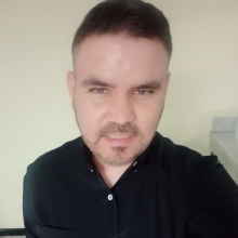 Dr. Guillermo Salazar