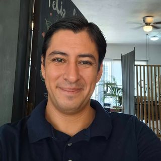 Dr. Christopher Javier Gallegos Rodriguez