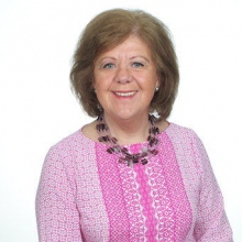 Dr. Alejandra García Calderón